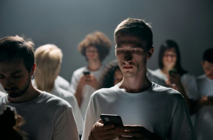 Adicción al móvil en adolescentes