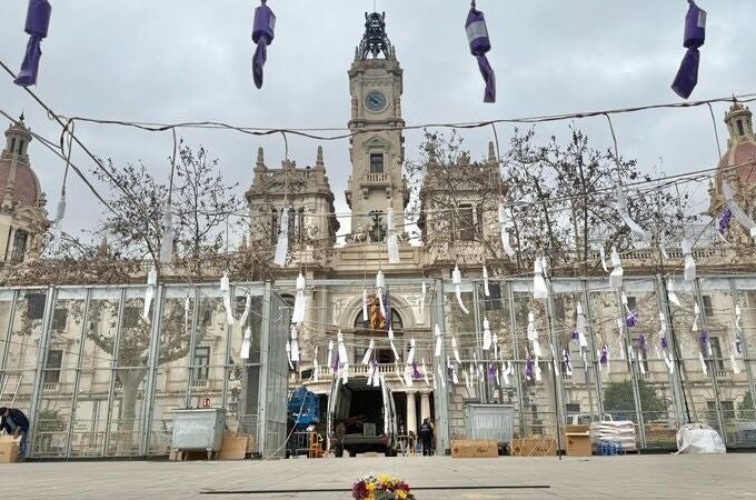 València homenajea en la 'mascletà' de este viernes al pirotécnico Sirvent, fallecido en una explosión en su empresa