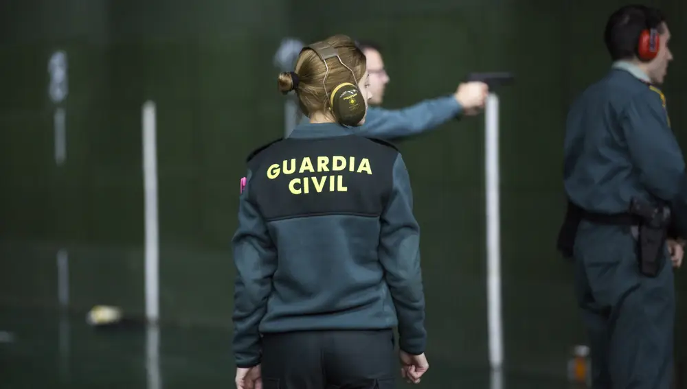 Mujeres de la Guardia Civil en la Academia en Valdemoro