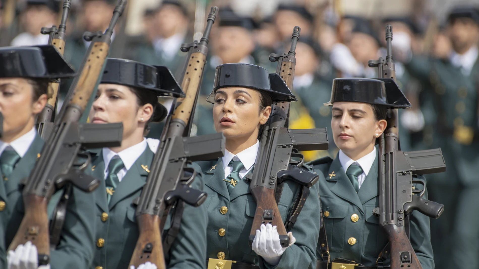 Ceremonia de jura o promesa de los integrantes de la 128ª promoción de la Academia de la Guardia Civil de Baeza (Jaén), de los que GRAFAND9831.el 26 por ciento son mujeres, el porcentaje más elevado de la historia del centro