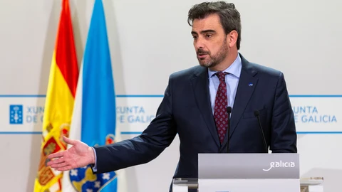 Diego Calvo comparece ante los medios el 10 de marzo de 2025.