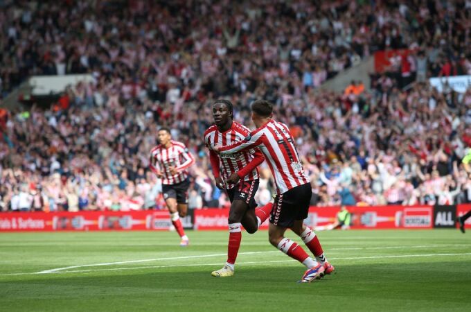 Eliezer Mayenda con el Sunderland