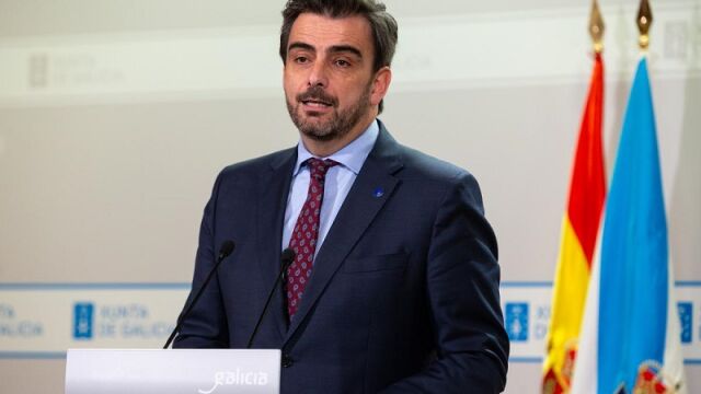 El conselleiro de Presidencia, Xustiza e Deportes, Diego Calvo, ha presidido hoy el Consello. 