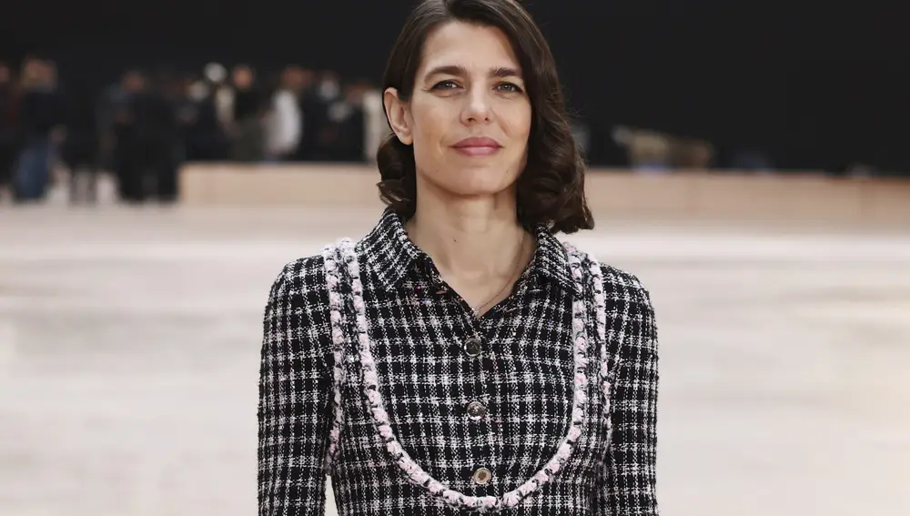 Carlota Casiraghi en el desfile de Chanel.