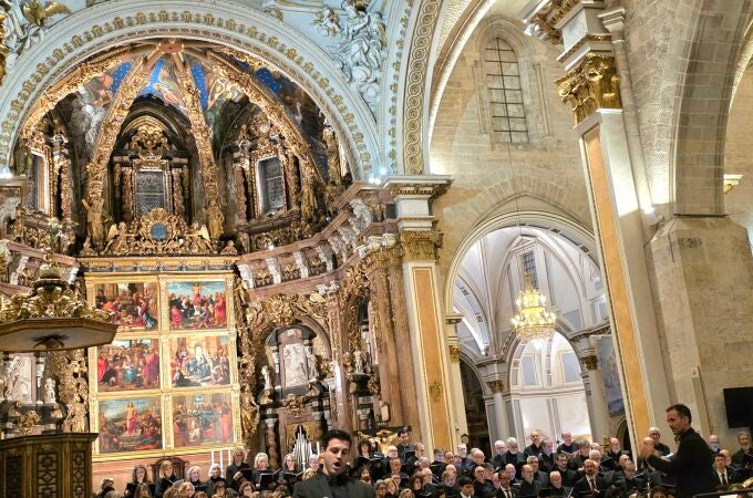 Emotivo estreno en la catedral de la Cantata de Viso Roger dedicada a la Semana Santa Marinera