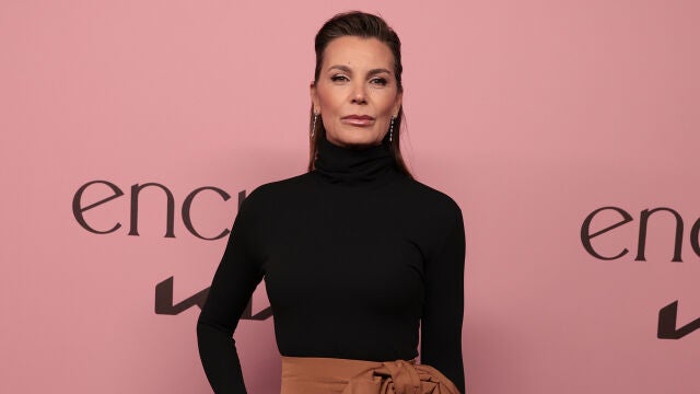 El look de Mar Flores con vestido de Encinar.