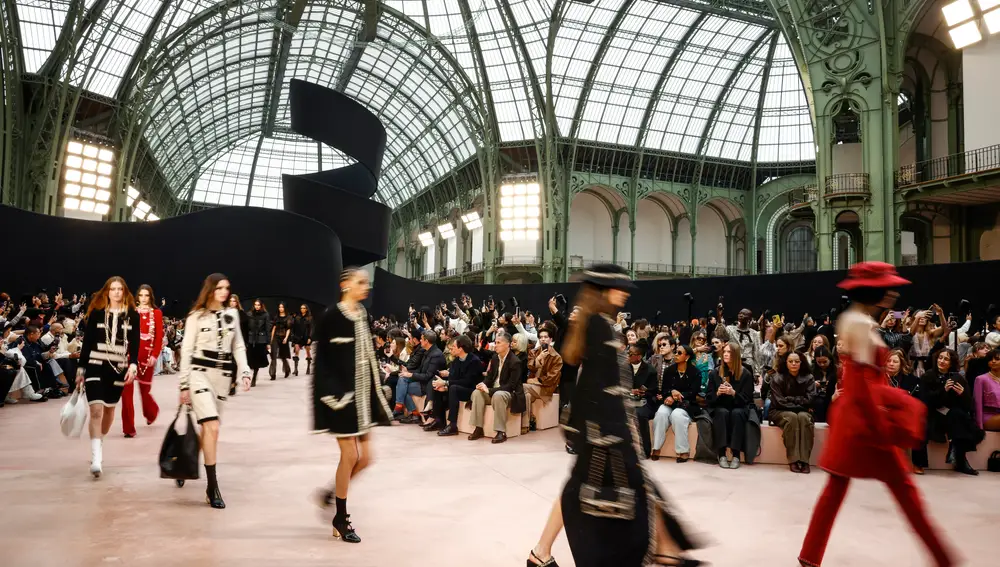 Chanel - Runway - Paris Women's Fashion Week F/W 2025/26