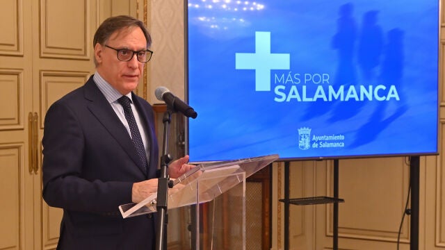 El alcalde de Salamanca, Carlos García Carbayo