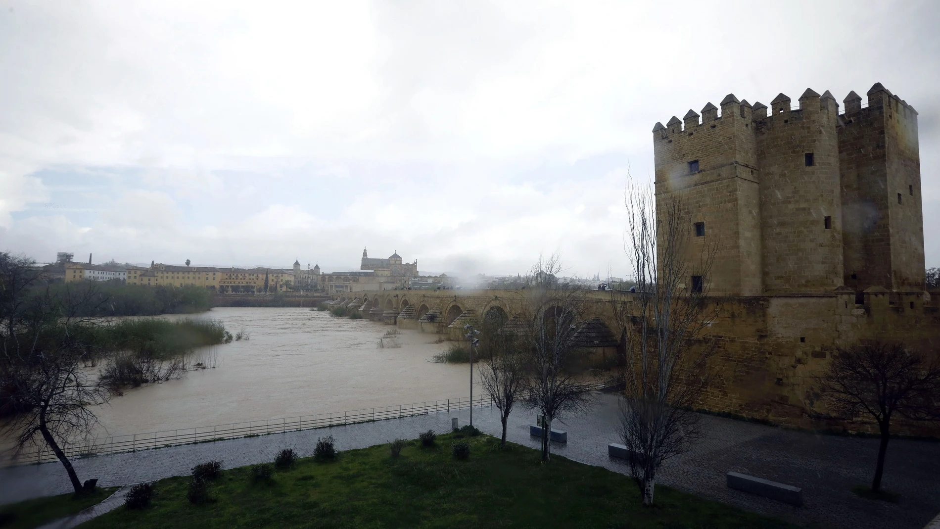 Río Guadalquivir a su paso por Córdoba
