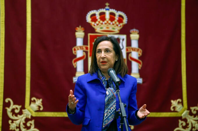 Rueda de prensa de Margarita Robles tras recibir a Rustem Umérov