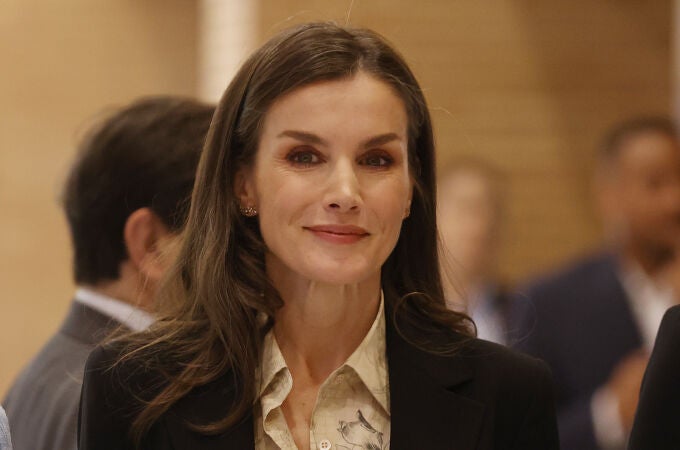El look de la Reina Letizia para substituir a Leonor.