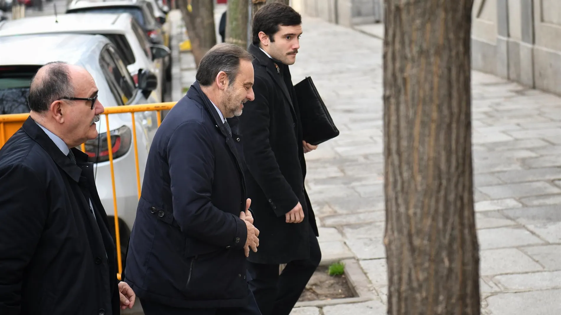 Una web deberá indemnizar con 6.000 euros a la pareja de Ábalos por calificarla de "fulana"