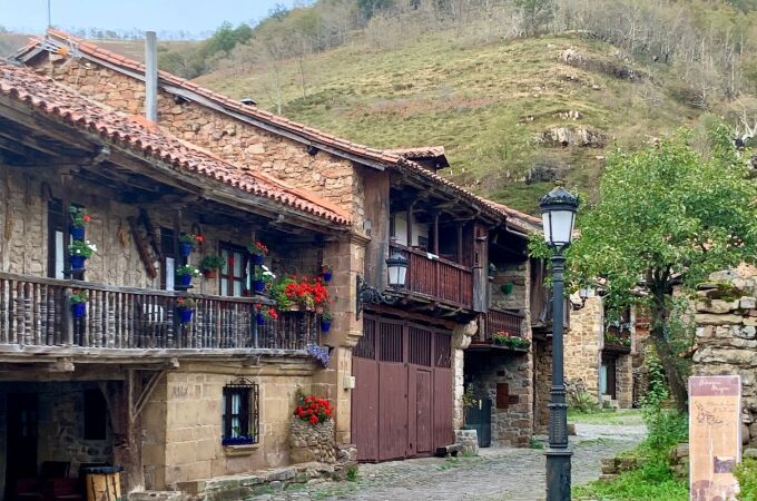 El pueblo más encantador de España está en Cantabria y es este