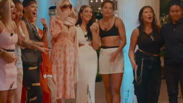 Reality titulado 'I kissed a girl'