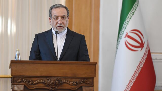 O.Próximo.- Irán critica la operación militar anunciada por Trump: "No tiene autoridad para dictar la política exterior"