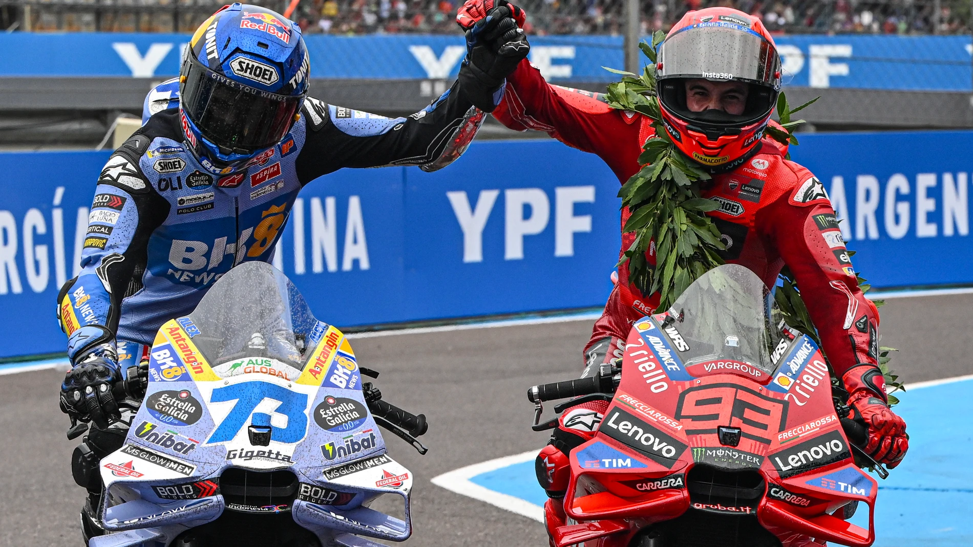 Marc y Álex Márquez, tras la carrera del GP de Argentina