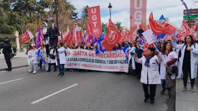 Desconvocada la huelga de Ayuda a Domicilio tras publicar el Ayuntamiento el nuevo contrato