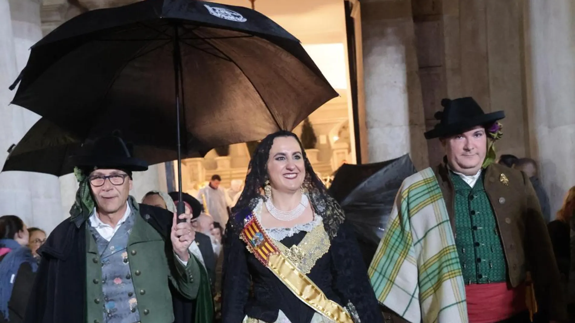 La alcaldesa María José Catalá durante la Ofrenda