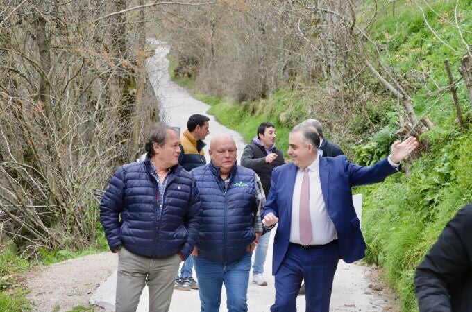 Medio millón de euros para la mejora del acceso a Cosgaya, en Camaleño (Cantabria)