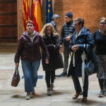 El 'president' Carlos Mazón recibe a cuatro víctimas de la dana en el Palau