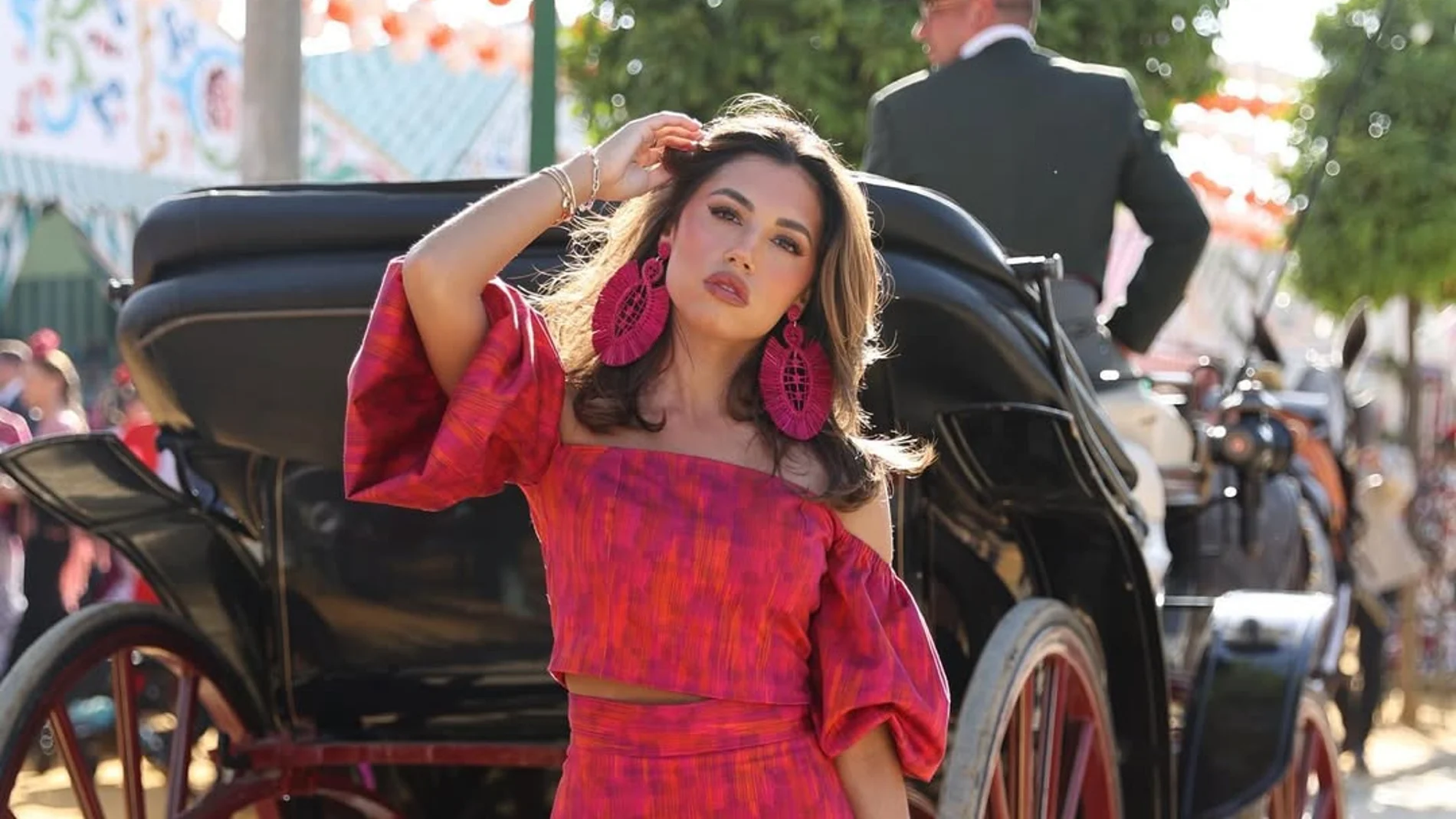 Influencer con vestido perfecto para la Feria de Abril