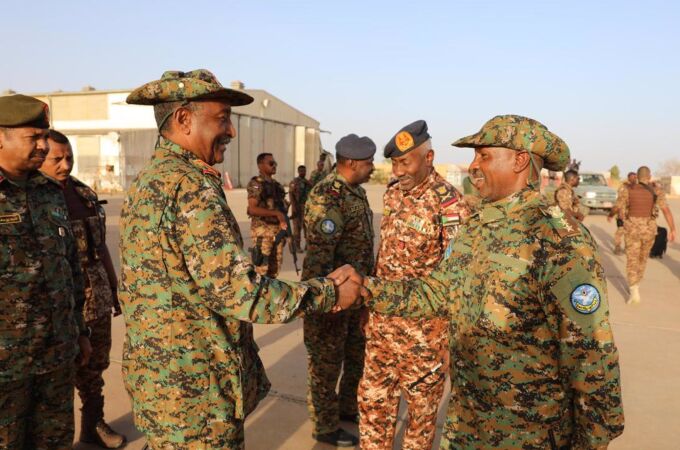 Sudán.- El Ejército sudanés anuncia la "eliminación" de cientos de paramilitares durante combates nocturnos en Jartum