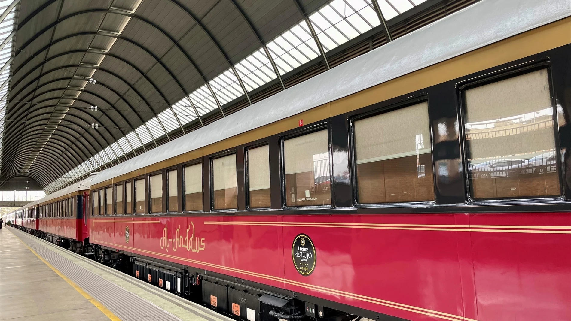 El Tren de lujo 'Al Ándalus' inicia la temporada este domingo desde Sevilla rumbo a Granada