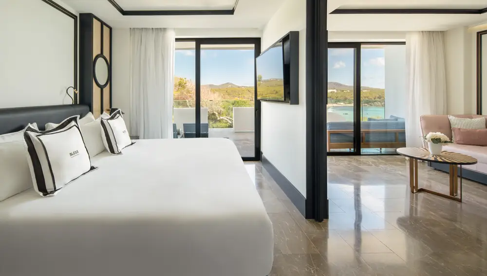 Suite con jacuzzi BLESS Ibiza