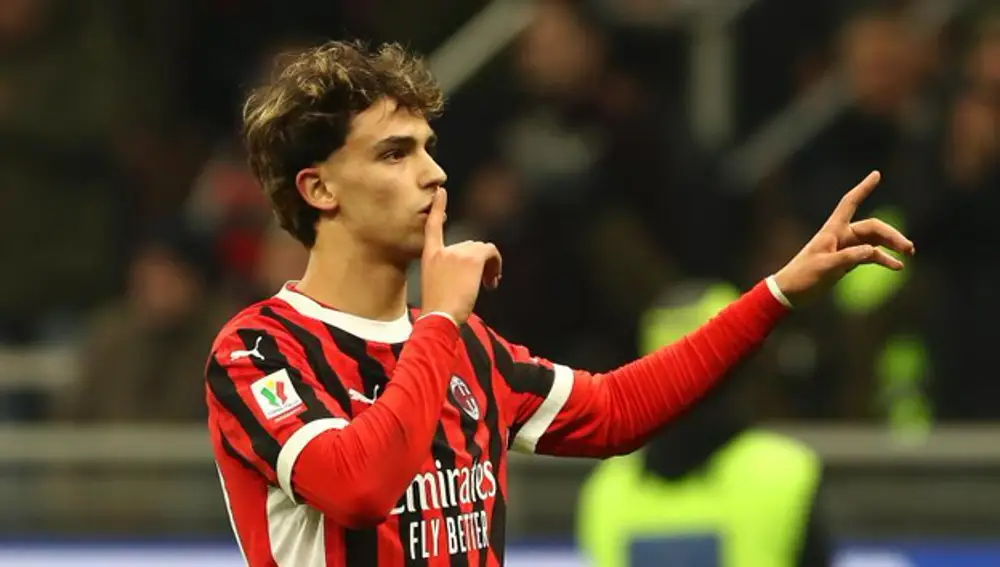 Joao Félix con el Milan
