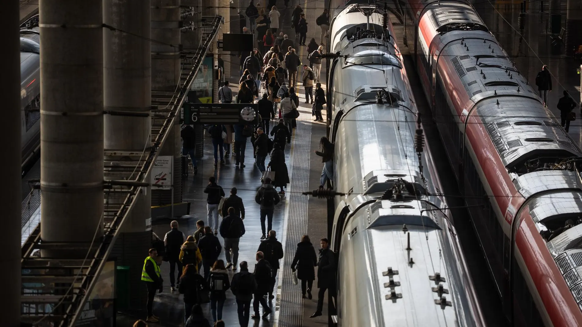 MADRID.-AMP2.- La huelga minoritaria de este miércoles en Renfe alcanza un seguimiento del 2,6% en Cercanías de Madrid