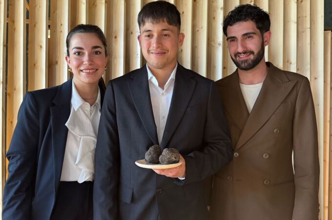 Los jefes de sala de El Señor Martín, Tetsu y Caleña