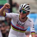 Ciclismo.- Tadej Pogacar reconquista el Tour de Flandes y alza su octavo 'monumento'