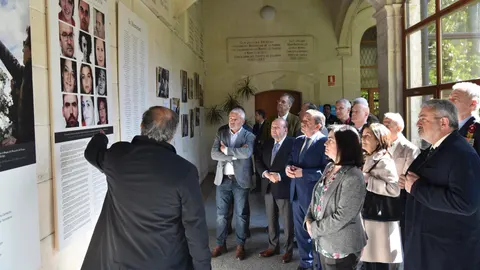 El consejero de Presidencia, Luis Miguel González Gago, presenta la exposición