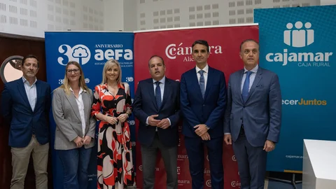 Acto en Alicante en el que se han dado a conocer las empresas que forman parte del Club de Empresas Centenarias
