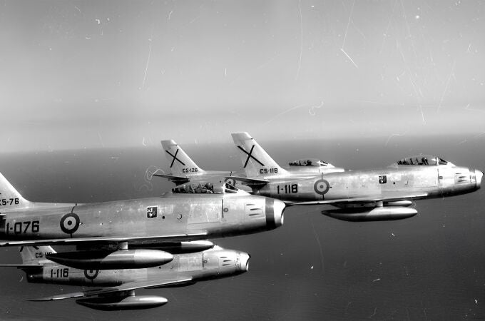  Un libro aporta una nueva visión sobre el primer vuelo transoceánico de la historia, protagonizado por el hidroavión 'Plus Ultra'