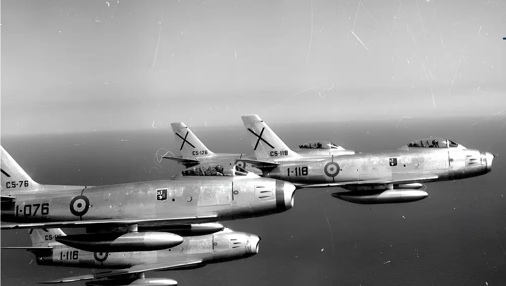 Un libro aporta una nueva visión sobre el primer vuelo transoceánico de la historia, protagonizado por el hidroavión 'Plus Ultra'