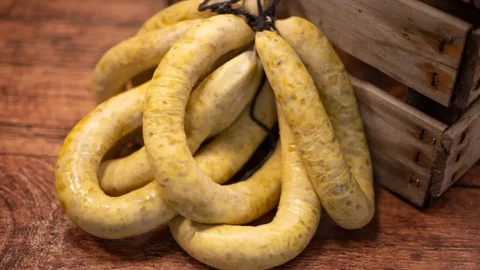 Este es el embutido que solamente puedes comer en el País Vasco y que no gusta a todo el mundo