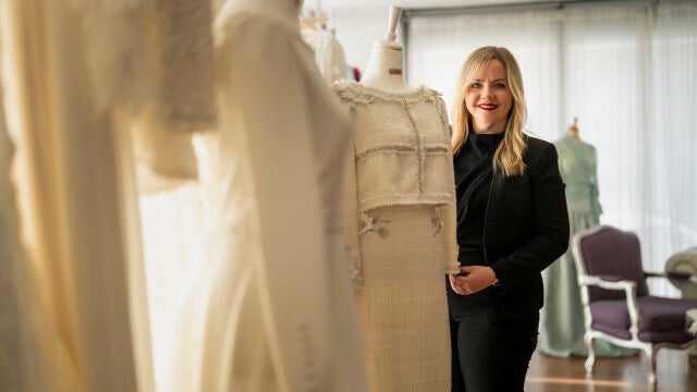María Peña, diseñadora de moda de novias. David Jar