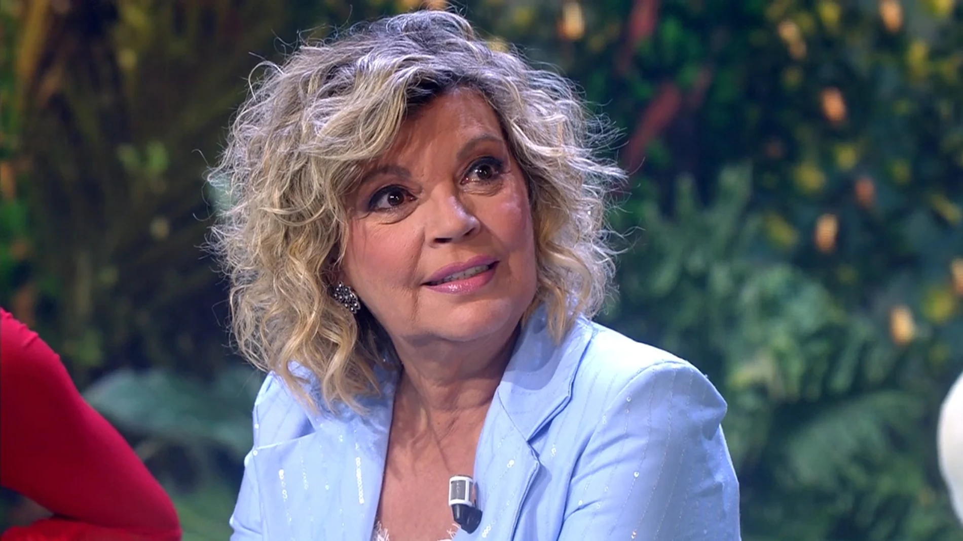 Terelu Campos da un golpe sobre la mesa y responde a Kiko Hernández en "Supervivientes": "Estoy en ello"