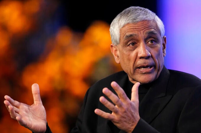 Vinod Khosla hizo fortuna en su llegada a Silicon Valley