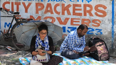 Indian teachers protest in Kolkata over job losses