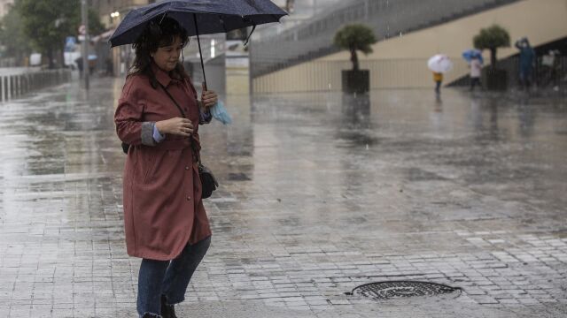 MURCIA.-La borrasca Olivier pone mañana en aviso a 13 provincias por lluvia, con nivel naranja en Andalucía por temporal