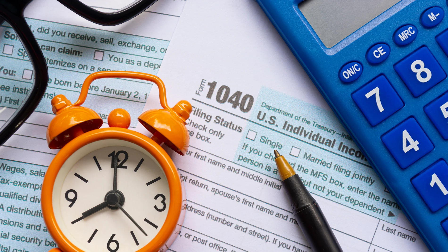 Si eres de Madrid puedes ahorrarte hasta 1.500 euros en la declaración de la Renta de 2025: requisitos y qué casilla marcar