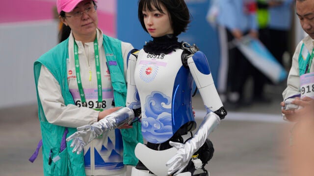 Humanoid Robot Half-Marathon