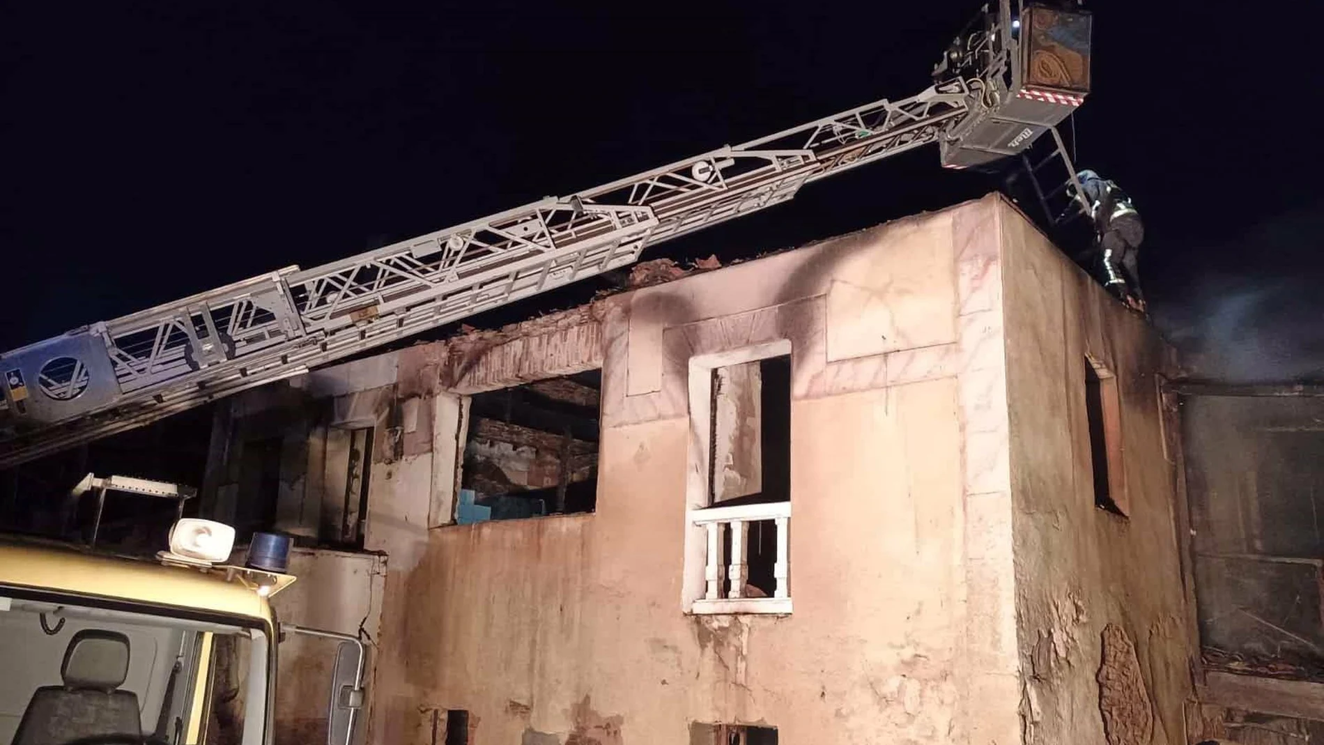 Muere un hombre en el incendio en su casa en Salas (Asturias)