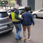 Uno de los jóvenes detenidos por la Policía Nacional