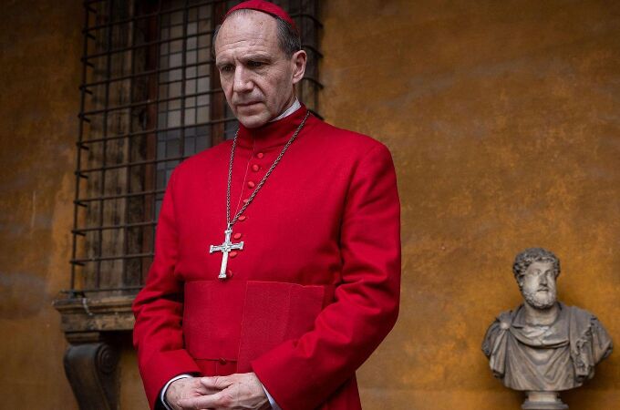 El actor Ralph Fiennes protagoniza 'Conclave'