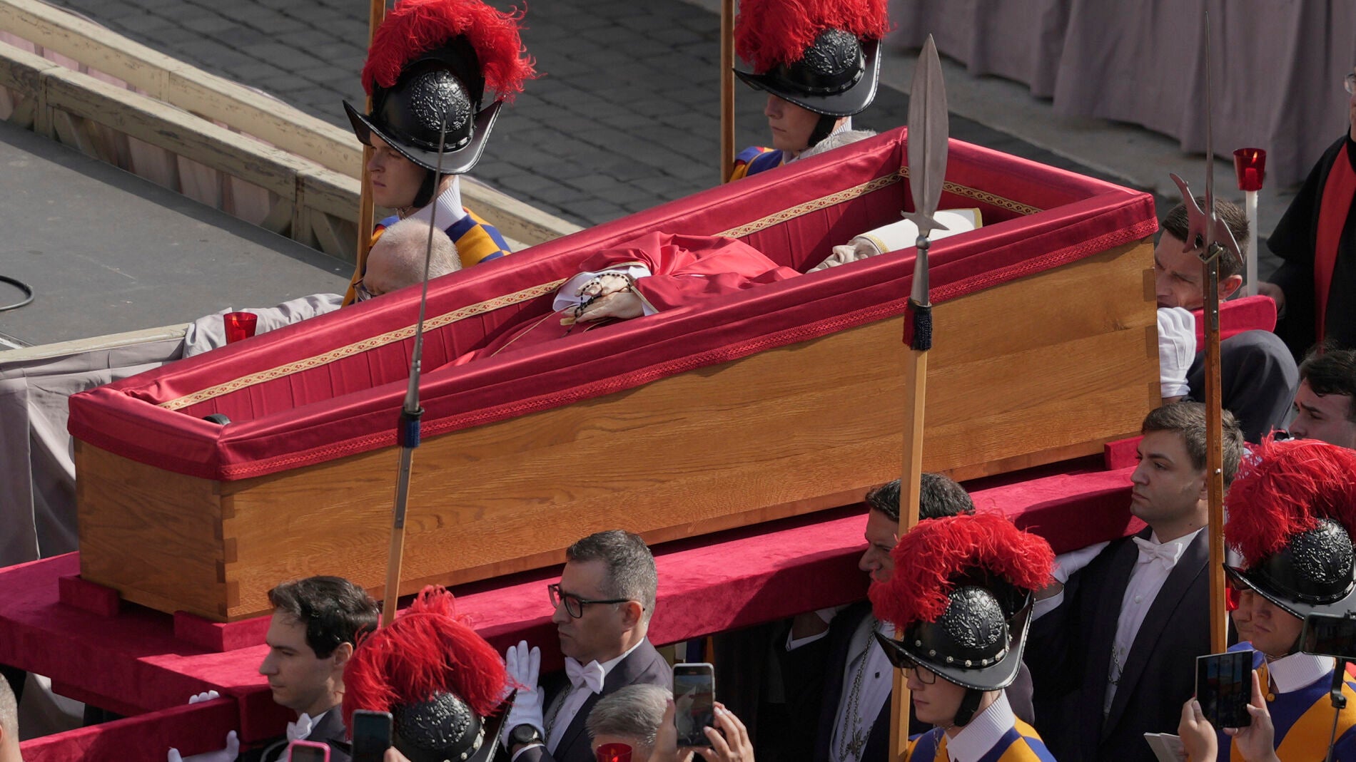 Última hora muerte del Papa Francisco, en directo: funeral, cónclave y  traslado al Vaticano, en vivo