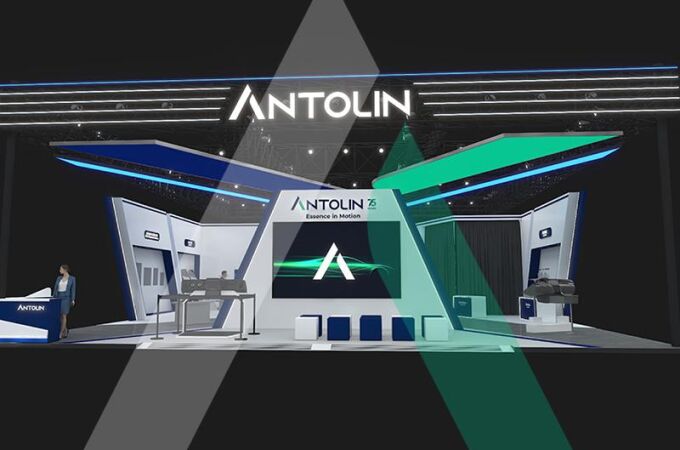 Antolin presenta en Shanghái cinco innovaciones para el interior "de los coches del futuro"