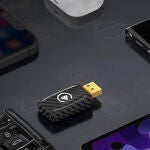 Este adaptador es la mejor solución para disfrutar de CarPlay o Android Auto sin cables en nuestro coche
